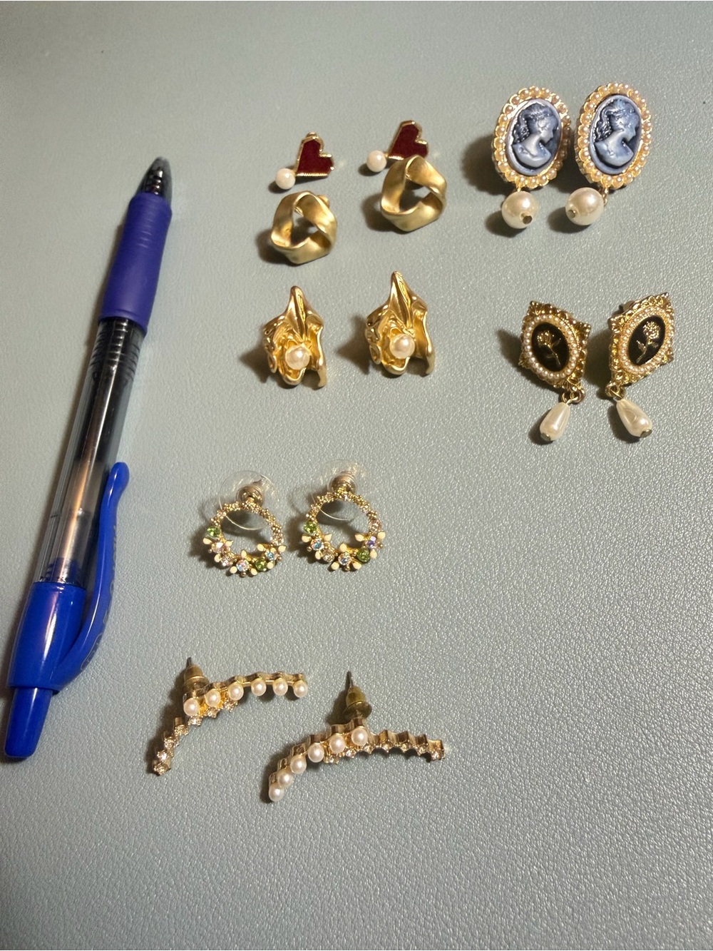 Gold Tone Earring Set